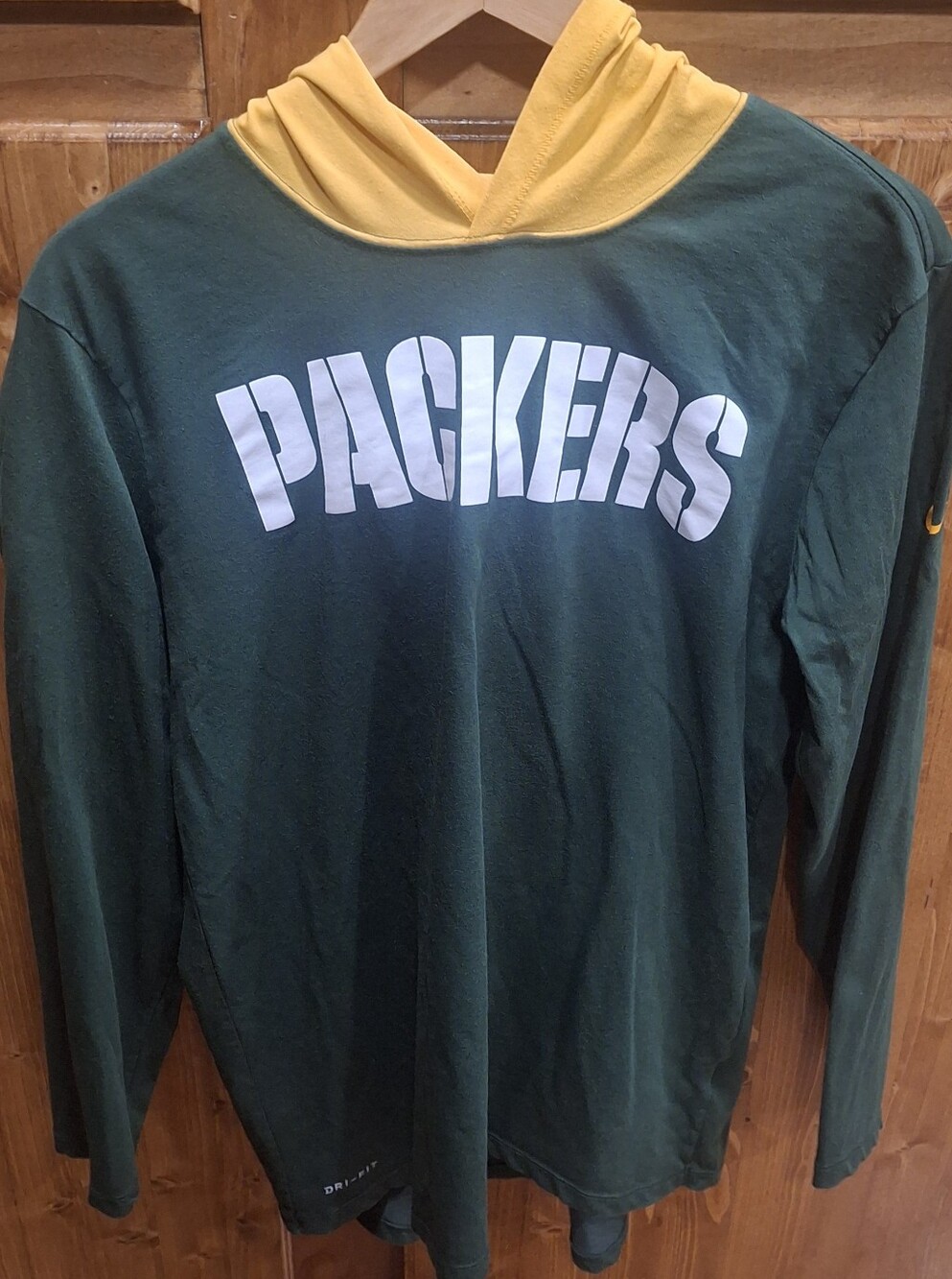 Green & Gold Packers Hooded Long Sleeve Shirt Mens Size Large Lightly Worn